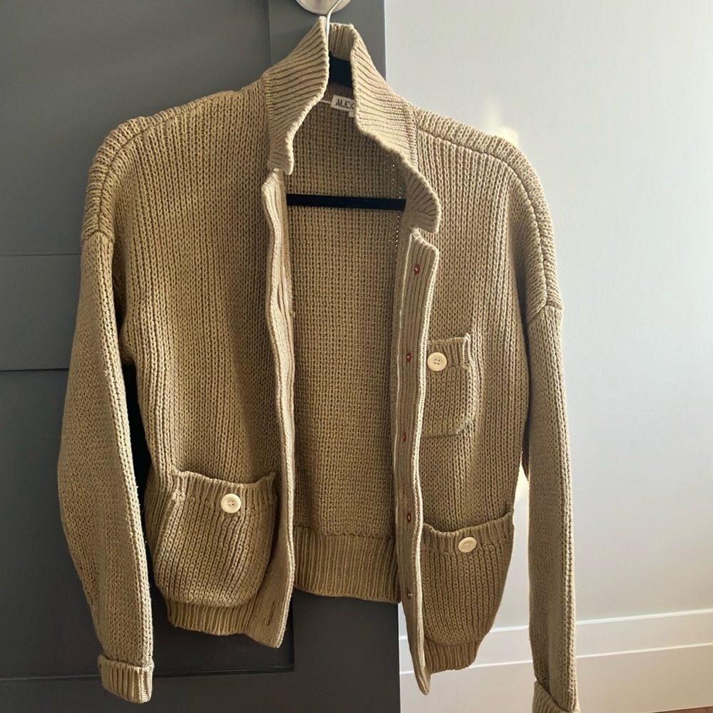 Alex Mill Cardigan in colour “Khaki”
